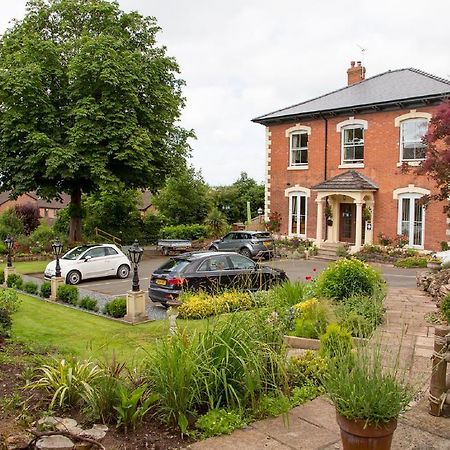 Southbank House Bed & Breakfast Hereford Exterior photo