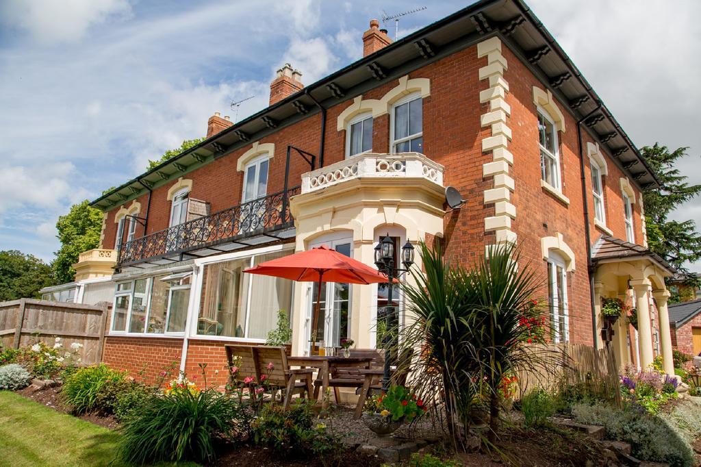 Southbank House Bed & Breakfast Hereford Exterior photo